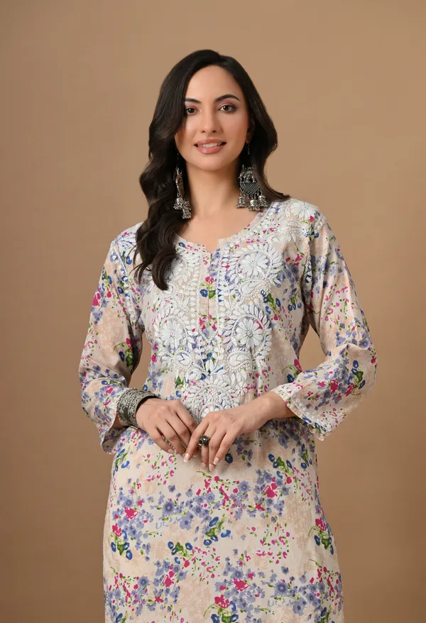 Syrish_Peach_Floral_Mulmul_Chikankari_Hand_Embroidered_Kurta