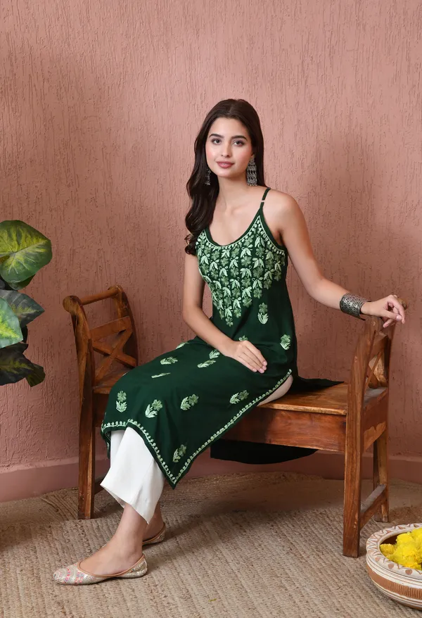 Syrish_Handcrafted_Chikankari_Rayon_Sleeveless_Kurta_�_Green