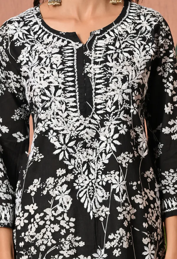 Syrish_Meher_Black_Chikankari_Straight_Kurta