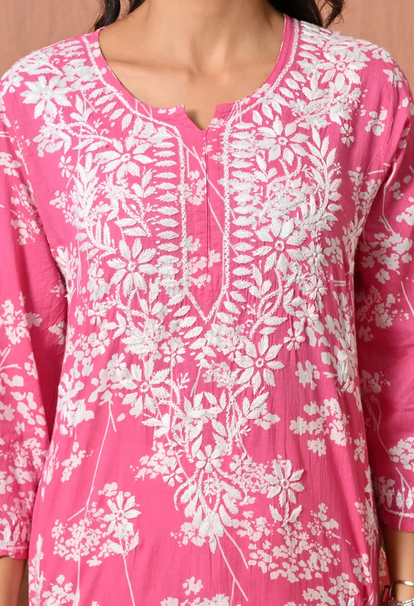 Syrish_MeherDark__Pink_Chikankari_Straight_Kurta