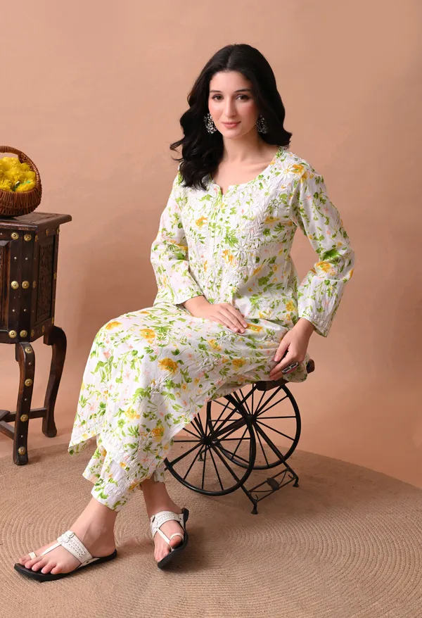 Syrish_White_&_Yellow_Floral_Hand-Embroidered_Chikankari_Mulmul_Kurta_Set