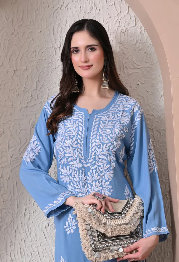 Syrish_Elegance_Handcrafted_Rayon_Chikankari_Kurta-_Blue