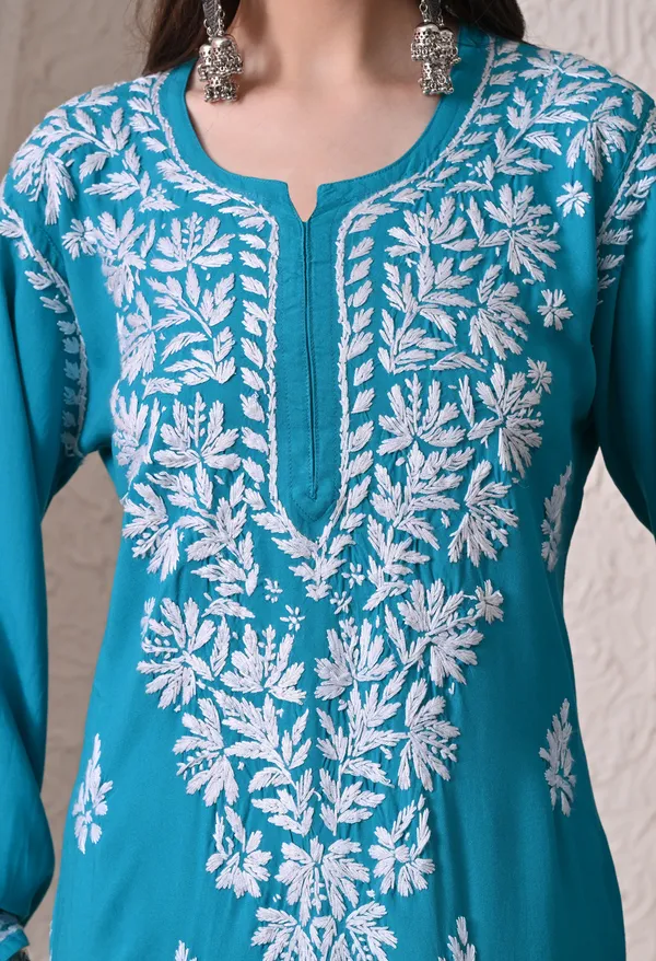 Syrish_Elegance_Handcrafted_Rayon_Chikankari_Kurta-_Firozi_Blue