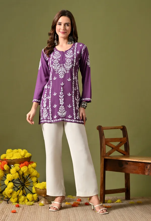 Lucknowi_Chikankari_Short_Kurta_in_Rayon_-_Mauve