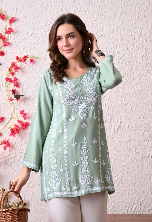 Lucknowi_Chikankari_Short_Kurta_in_Rayon_-_Green
