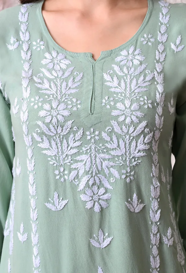 Lucknowi_Chikankari_Short_Kurta_in_Rayon_-_Green