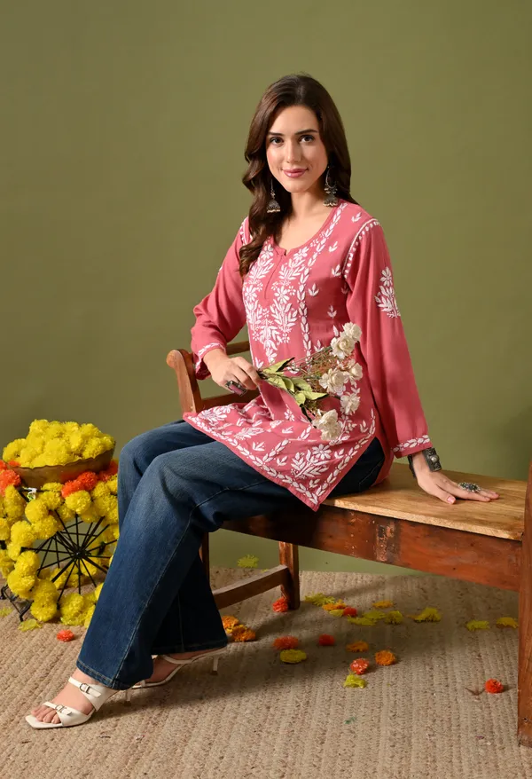 Lucknowi_Chikankari_Short_Kurta_in_Rayon_-_Peach_Pink
