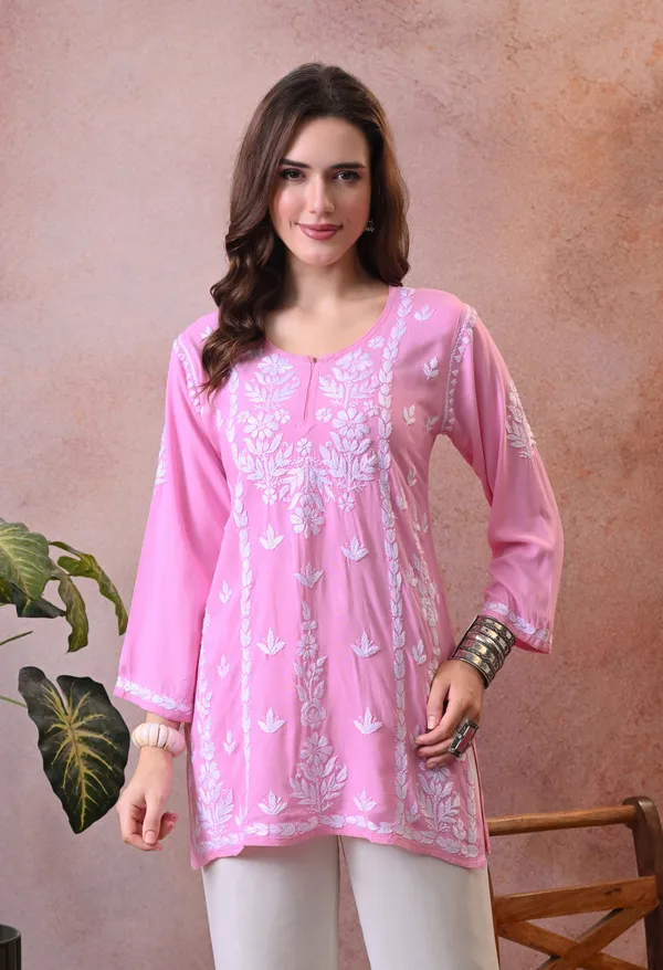 Lucknowi_Chikankari_Short_Kurta_in_Rayon_�_Pink_&_White_Floral_Embroidery