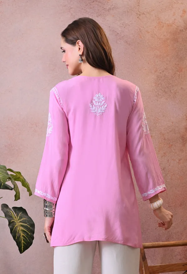 Lucknowi_Chikankari_Short_Kurta_in_Rayon_�_Pink_&_White_Floral_Embroidery