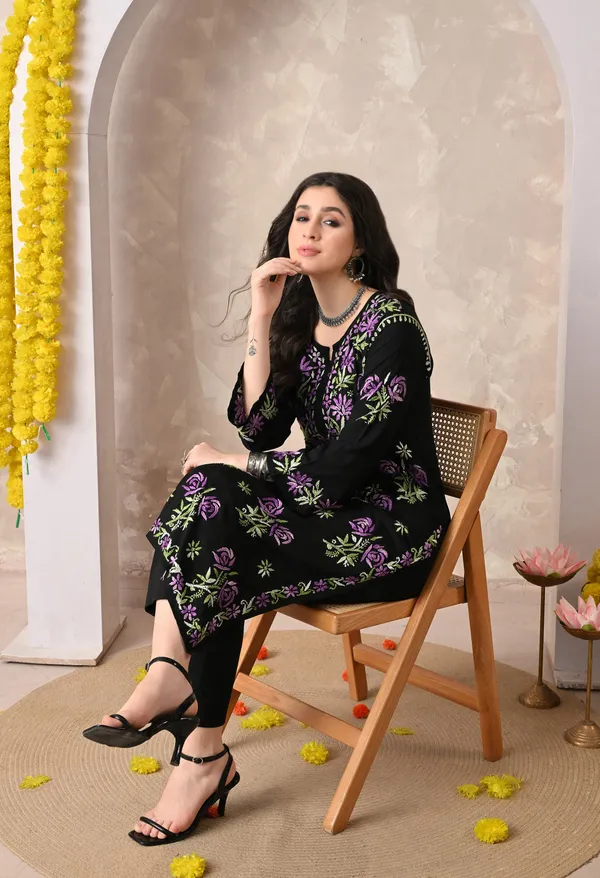 Syrish_Black_Rayon_Hand_Embroidered_Chikankari_Kurta_with_Rose_Floral_Motifs
