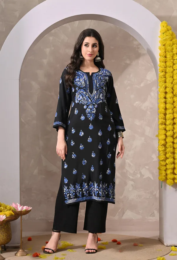 Syrish_Noor_Black_Cotton_Dual-Tone_Hand_Embroidered_Chikankari_Kurta