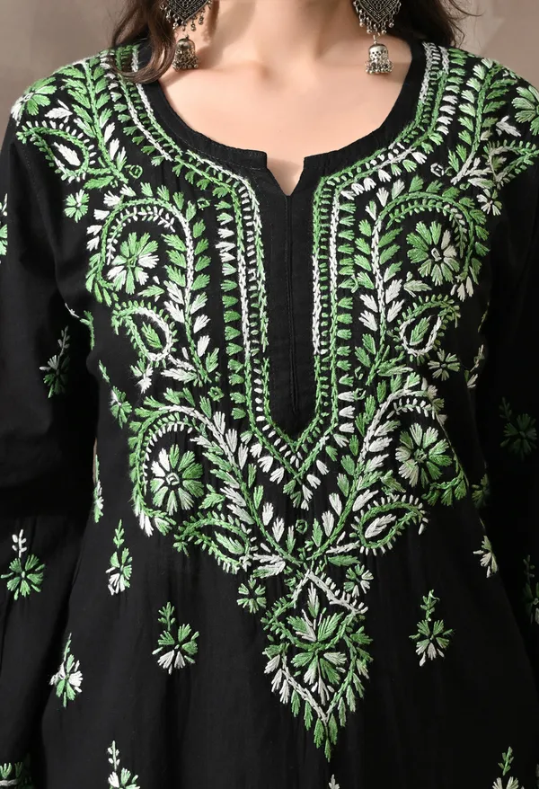 Syrish_Noor_Black_Cotton_Dual-Tone_Hand_Embroidered_Chikankari_Kurta