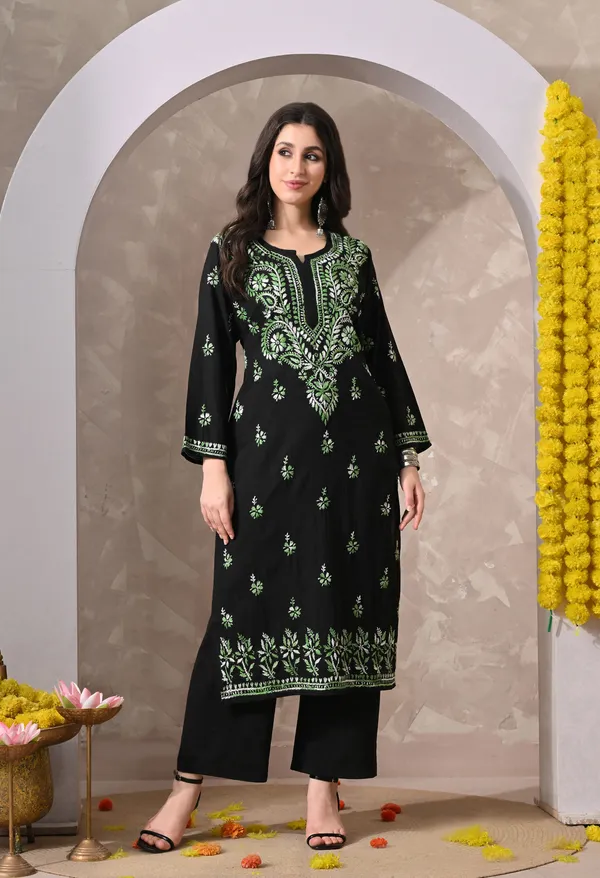 Syrish_Noor_Black_Cotton_Dual-Tone_Hand_Embroidered_Chikankari_Kurta
