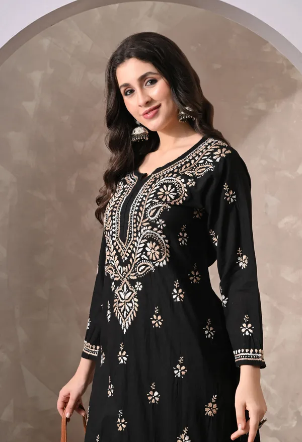 Syrish_Noor_Black_Cotton_Dual-Tone_Hand_Embroidered_Chikankari_Kurta