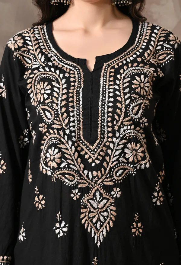Syrish_Noor_Black_Cotton_Dual-Tone_Hand_Embroidered_Chikankari_Kurta