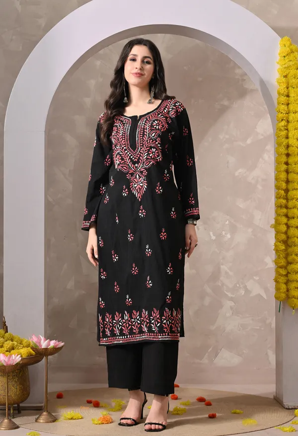 Syrish_Noor_Black_Cotton_Dual-Tone_Hand_Embroidered_Chikankari_Kurta