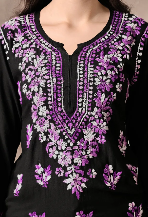 Syrish_Noor_Black_Cotton_Dual-Tone_Hand_Embroidered_Chikankari_Kurta