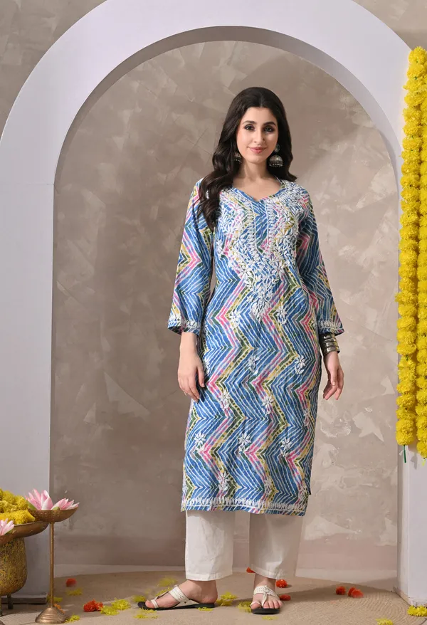 Syrish_Leheriya__Blue_Cotton_Hand_Embroidered_Chikankari_Kurta