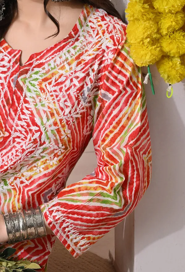 Syrish_Leheriya__Red_Cotton_Hand_Embroidered_Chikankari_Kurta