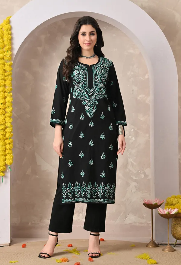 Syrish_Noor_Black_Cotton_Dual-Tone_Hand_Embroidered_Chikankari_Kurta