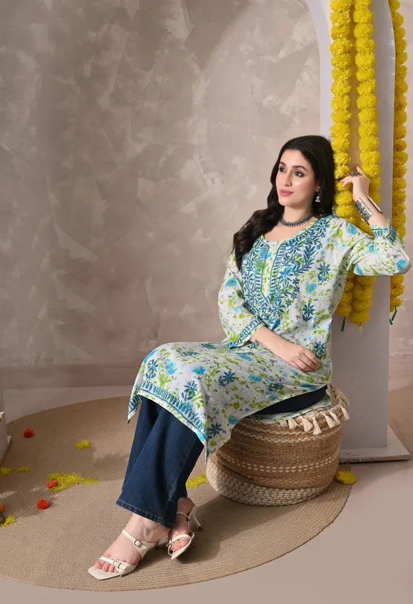 Syrish_Blue_Floral_Hand_Embroidered_Chikankari_Cotton_Kurta