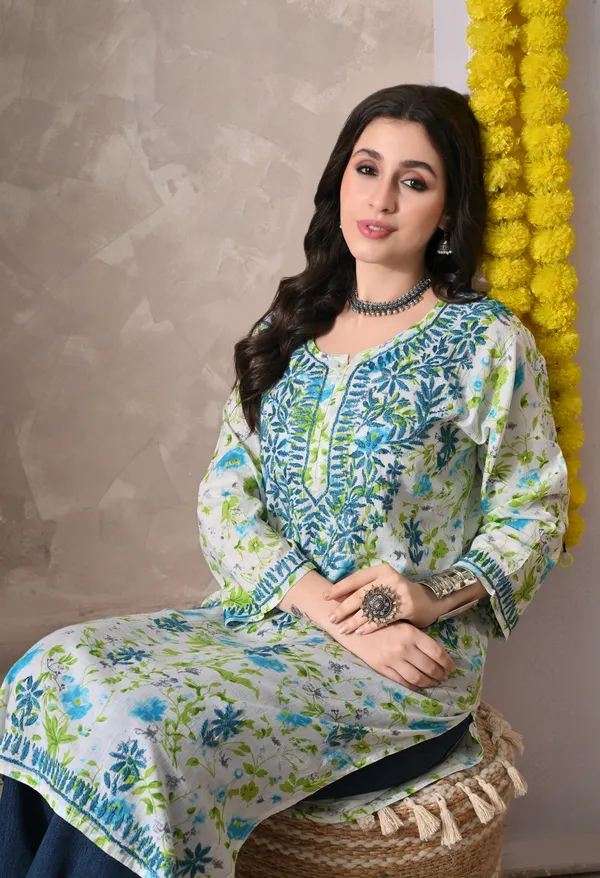 Syrish_Blue_Floral_Hand_Embroidered_Chikankari_Cotton_Kurta
