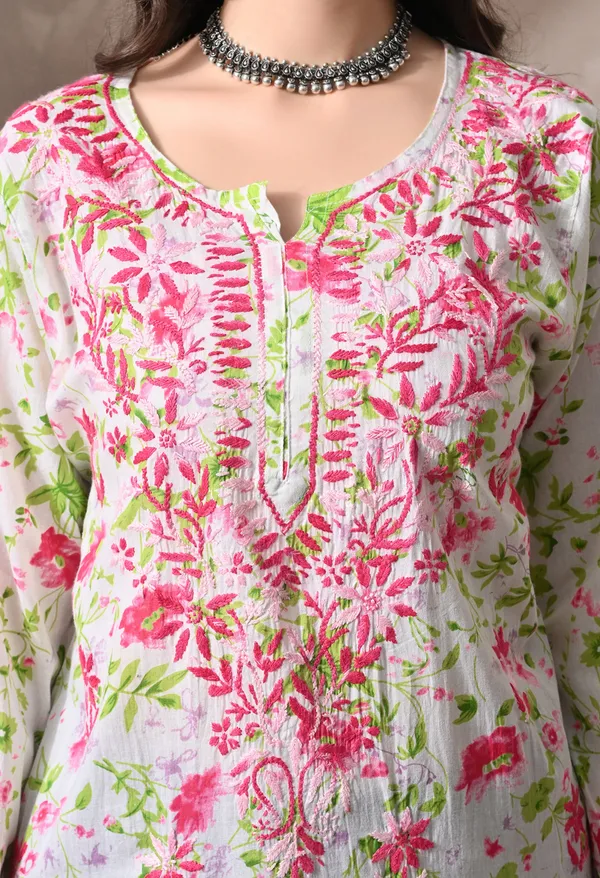 Syrish_Pink_Floral_Hand_Embroidered_Chikankari_Cotton_Kurta