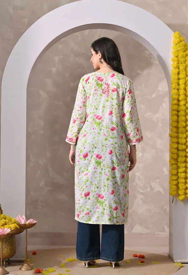 Syrish_Pink_Floral_Hand_Embroidered_Chikankari_Cotton_Kurta