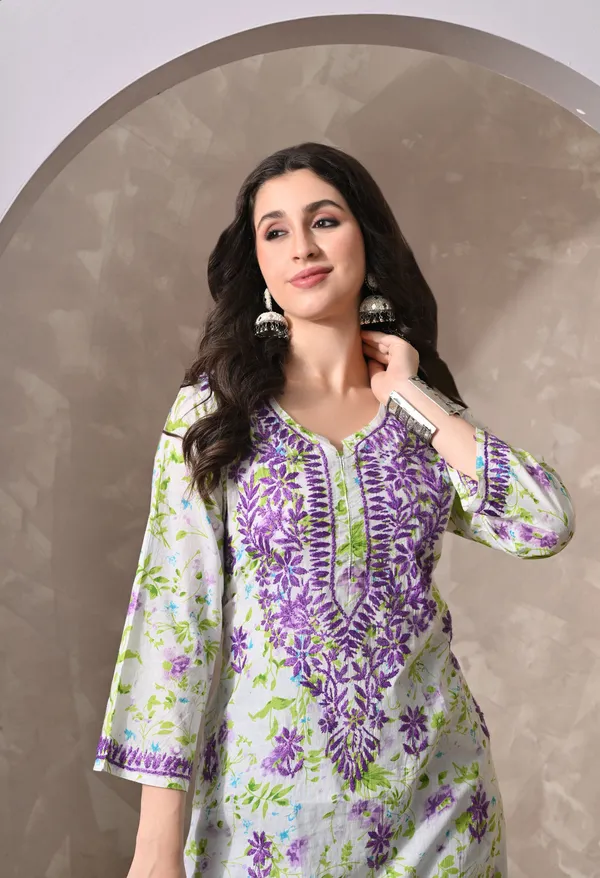 Syrish_Purple_Floral_Hand_Embroidered_Chikankari_Cotton_Kurta