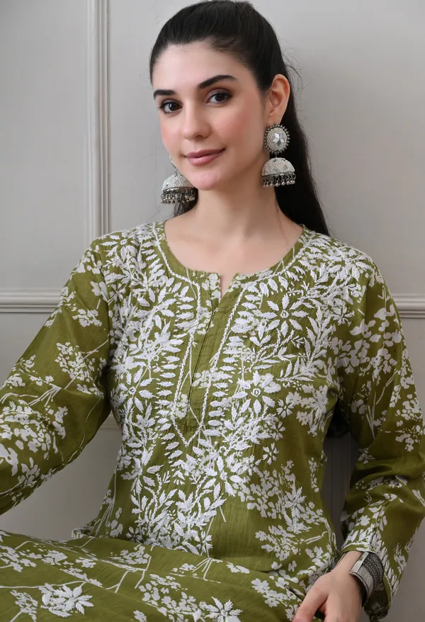 Hand_Embroidered_Chikankari_Mulmul_Plazo_Set-Mehdi