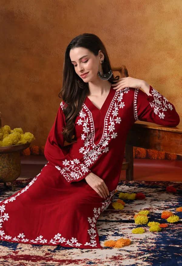 Hand-Embroidered_Chikankari_V_Neck_Rayon_Straight_Kurta_�_Maroon