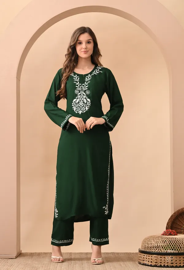 Hand-embroidered_Lucknowi_Chikankari_Kurta_Plazo_Set_�Green