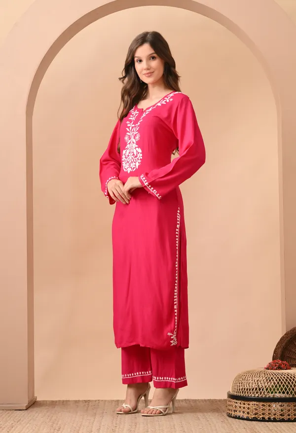 Hand-embroidered_Lucknowi_Chikankari_Kurta_Plazo_Set_Pink
