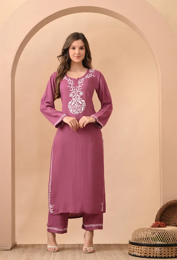 Hand-embroidered_Lucknowi_Chikankari_Kurta_Plazo_Set_�Purple