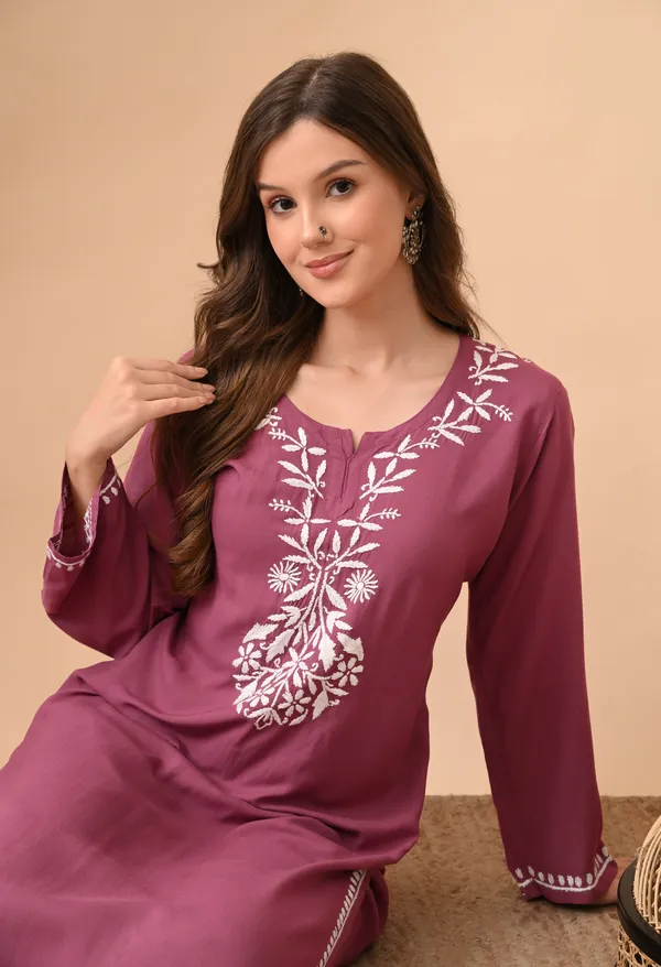 Hand-embroidered_Lucknowi_Chikankari_Kurta_Plazo_Set_�Purple