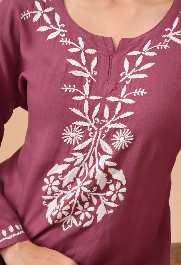 Hand-embroidered_Lucknowi_Chikankari_Kurta_Plazo_Set_�Purple