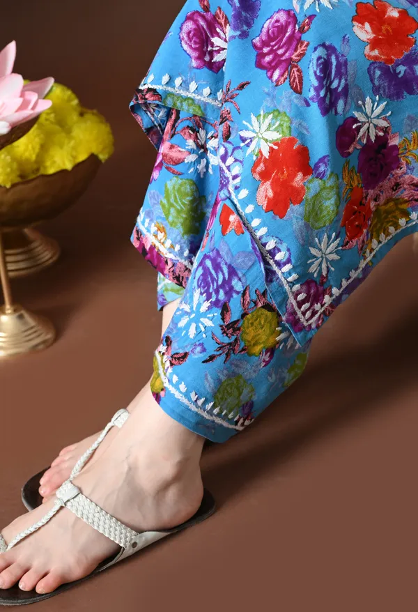 Blue_Paradise_Floral_Chikankari_Kurta_with_Pants