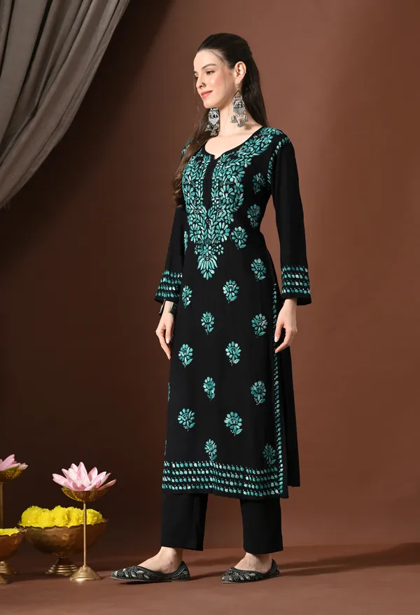Ebony_Elegance_Floral_Chikankari_Straight_Kurta_Blue_Work