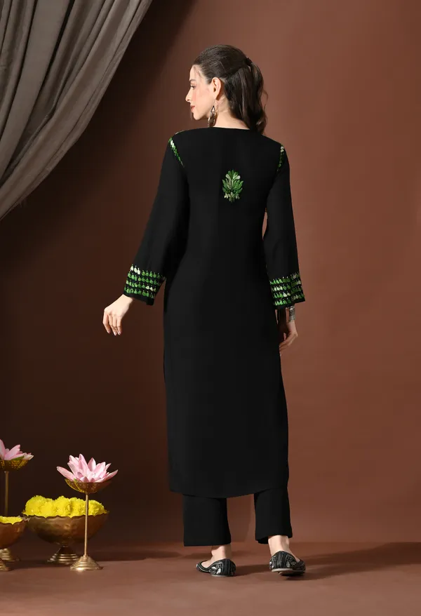 Black_Green_Aura_Floral_Chikankari_Straight_Kurta