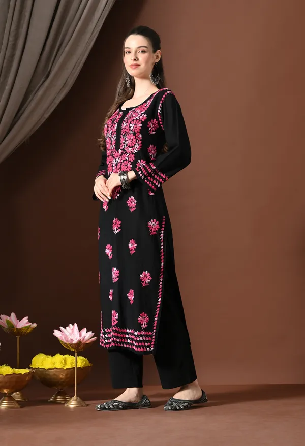 Ebony_Pink_Petals_Handcrafted_Chikankari_Kurta