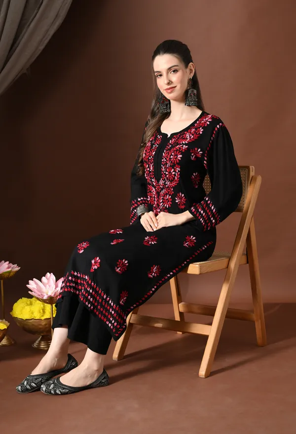 Black_Ruby_Handcrafted_Chikankari_Kurta