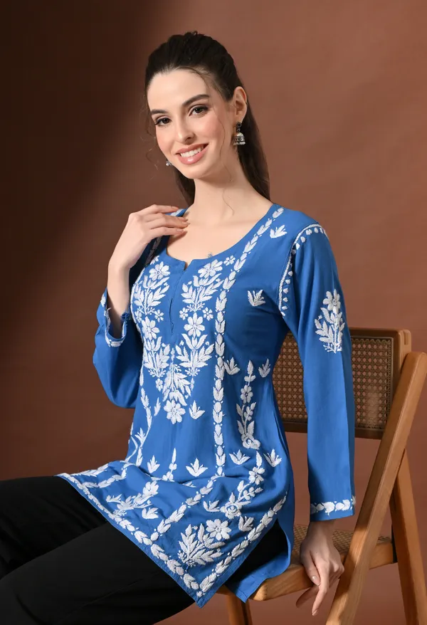 Lucknowi_Chikankari_Short_Kurta_in_Rayon_-_Blue_&_White_Floral_Embroidery