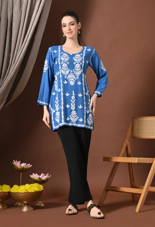 Lucknowi_Chikankari_Short_Kurta_in_Rayon_-_Blue_&_White_Floral_Embroidery