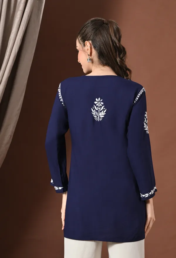 Lucknowi_Chikankari_Short_Kurta_in_Rayon_-_Navy_Blue
