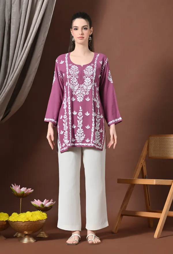 Lucknowi_Chikankari_Short_Kurta_in_Rayon_-_Onion_Pink