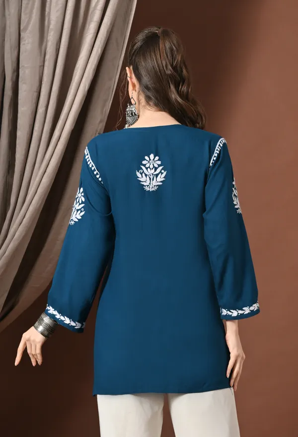 Lucknowi_Chikankari_Short_Kurta_in_Rayon_-_Teal