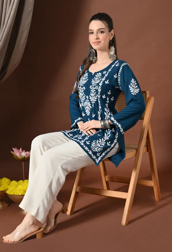 Lucknowi_Chikankari_Short_Kurta_in_Rayon_-_Teal