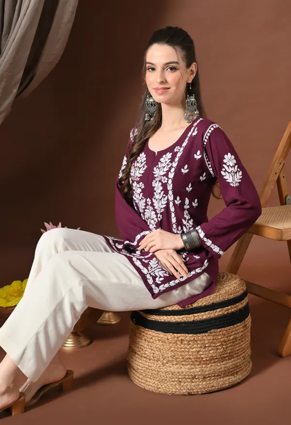 Lucknowi_Chikankari_Short_Kurta_in_Rayon_-_Wine
