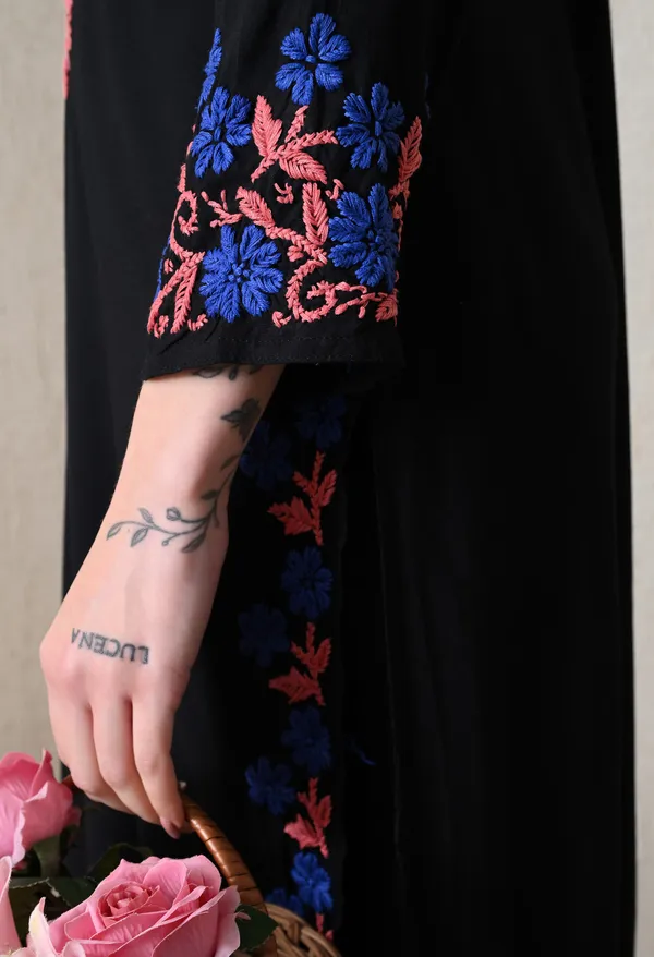 Black_Hand_Embroidered_Chikankari_Rayon_Kurta_with_Blue_Floral_Thread_Work