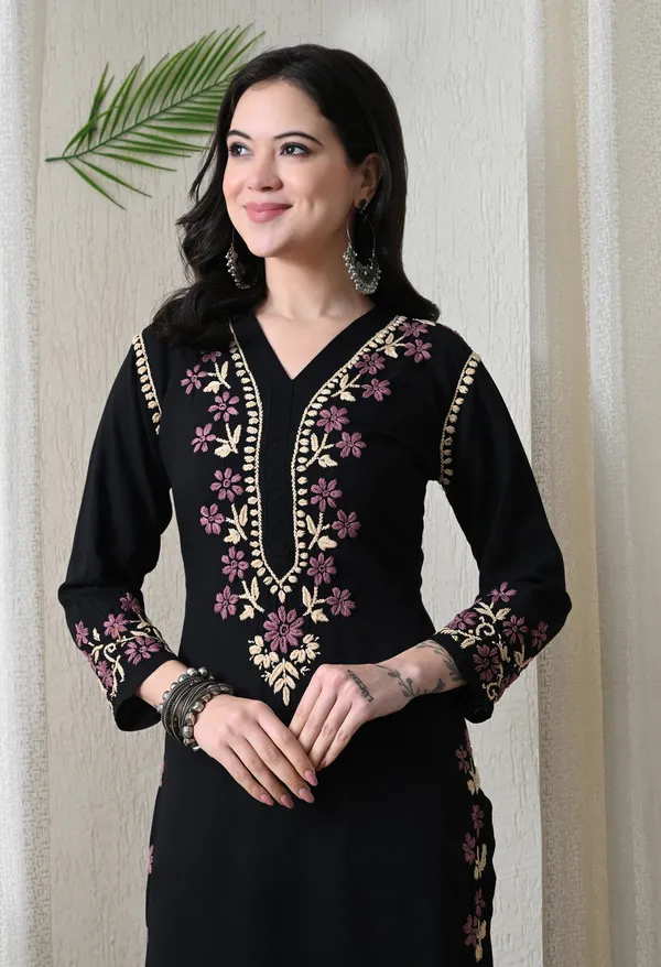 Black_Hand_Embroidered_Chikankari_Rayon_Kurta_with_Purple_Floral_Thread_Work